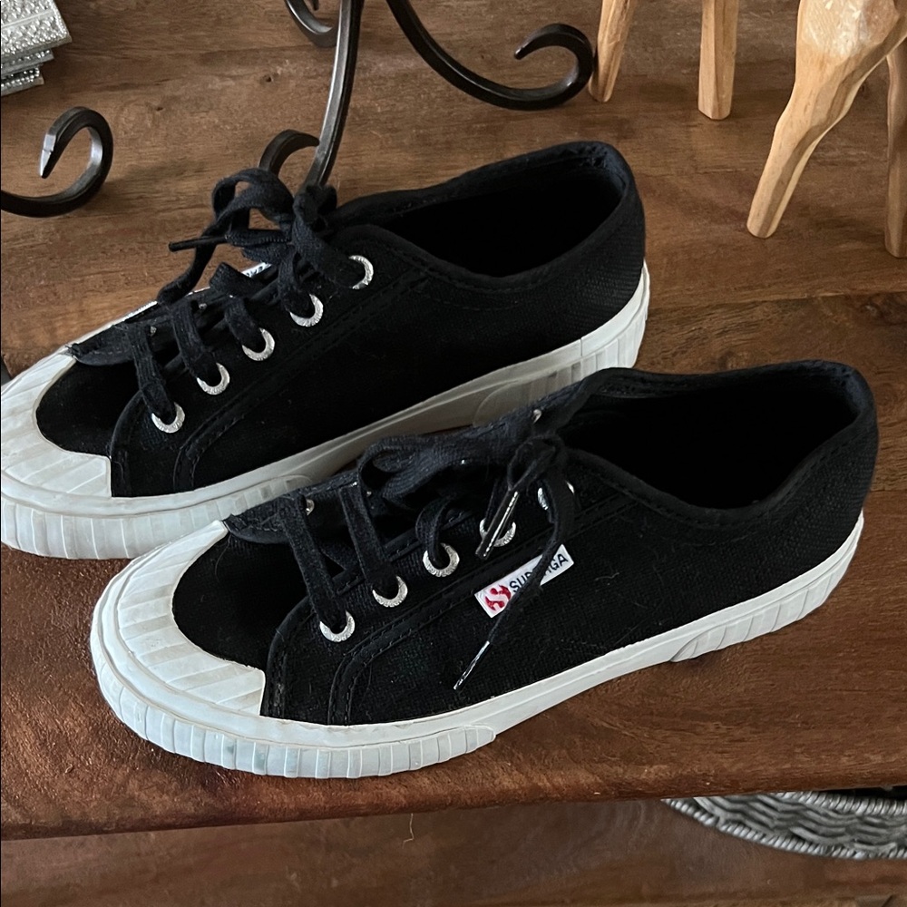 Superga sneakers.